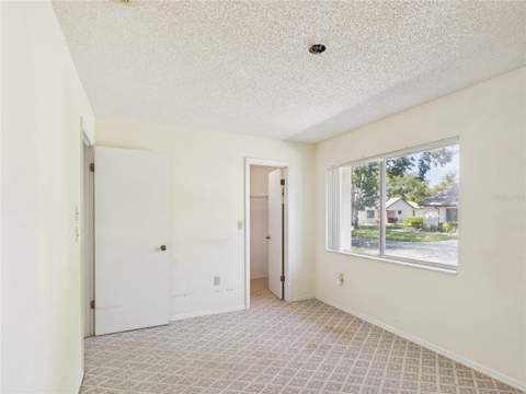 7511 Heather Walk Drive, Weeki Wachee FL - photo 17 of 34