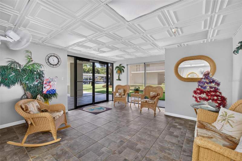 2 bedroom Condominium at 9860 62nd Terrace #1043, The Palms Of Long Bayou, St Petersburg — photo 5