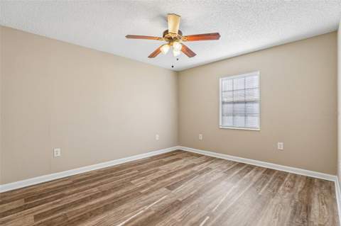 100 E Oak Terrace Drive #D2, Leesburg FL - photo 13 of 33