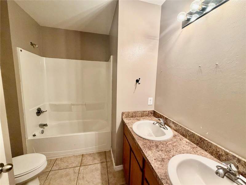 4 bedroom Single Family Residence at 15359 Ancel Circle, Port Charlotte Sub Sec 81, Port Charlotte — photo 5