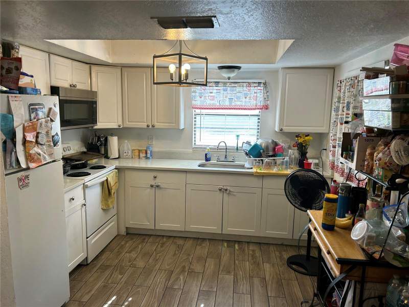 2 bedroom Condominium at 6301 58th Street #505, Outlook Village Condo, Pinellas Park — photo 2