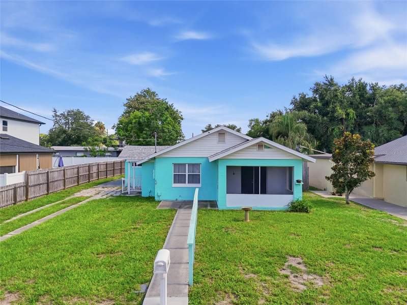 3 bedroom Single Family Residence at 2041 Jewell Avenue, Pines, Winter Park — photo 3
