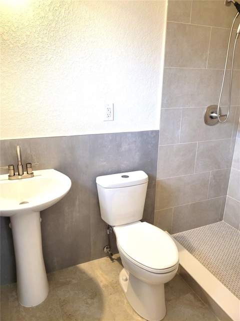 1835 Maryland Avenue, St Petersburg FL - photo 11 of 41