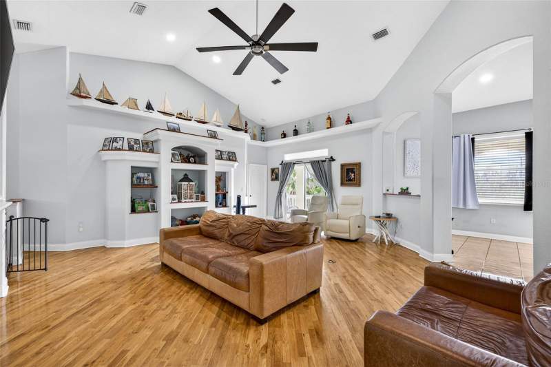 4 bedroom Single Family Residence at 7445 Gulf Way, Preserve At Sea Pines, Hudson — photo 5