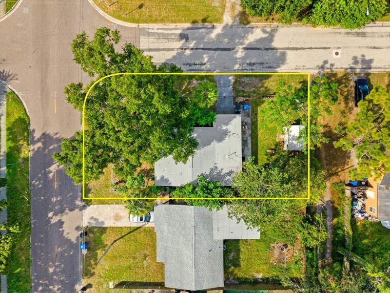 2 bedroom Single Family Residence at 800 40th Street, Dearmins Sub 4, St Petersburg — photo 3