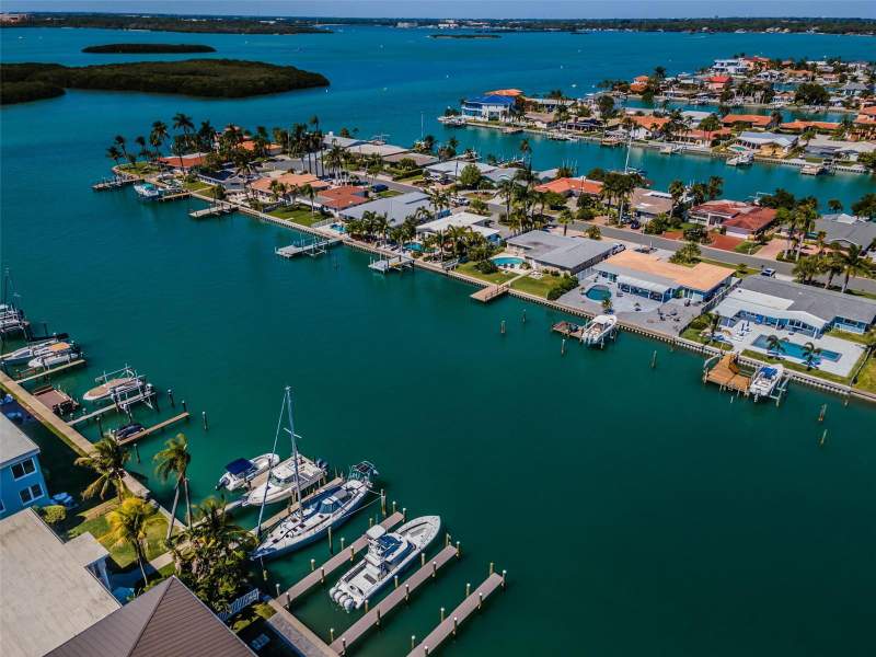 4 bedroom Townhouse at 12305 3rd Street #2, Capri Isle Townhomes, Treasure Island — photo 5