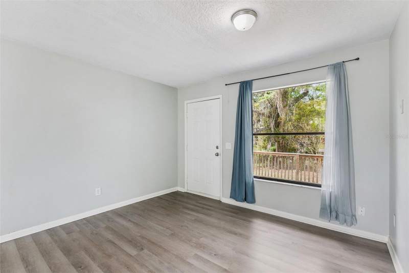 3 bedroom Single Family Residence at 202 S Boston Avenue, Blecks Blks 150 & 160, Deland — photo 3