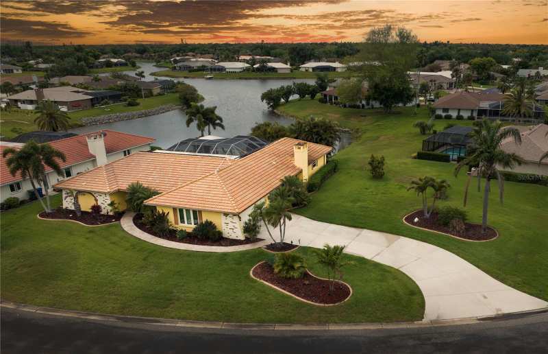 3 bedroom Single Family Residence at 1800 Liesl Drive, Heritage Lake Estates, Venice — photo 1