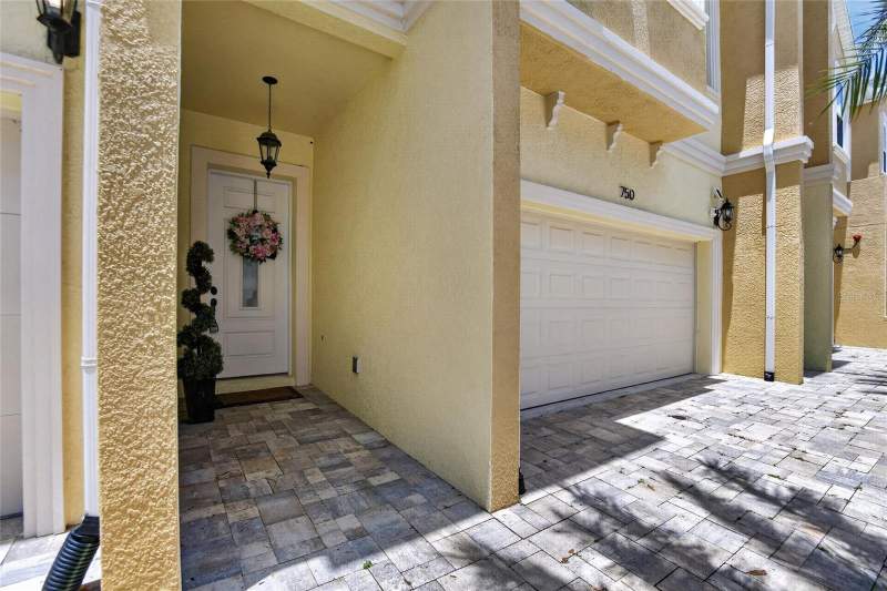 3 bedroom Townhouse at 750 Grand Cypress Lane, Cypress Trails Twnhms Of Tarpon Spgs, Tarpon Springs — photo 4