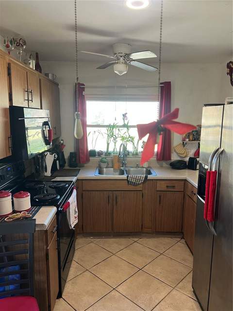 437 Hunter Circle, Kissimmee FL - photo 9 of 33