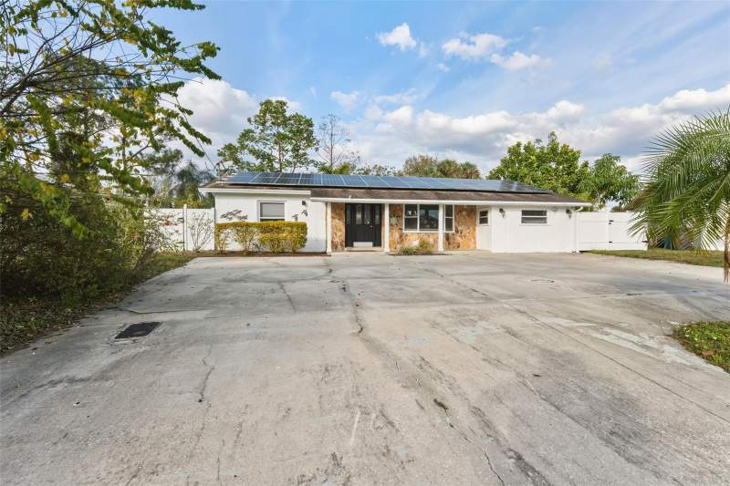 3 bedroom Single Family Residence at 5017 Stolls Avenue, Bay Crest Park Unit 01, Tampa — photo 2