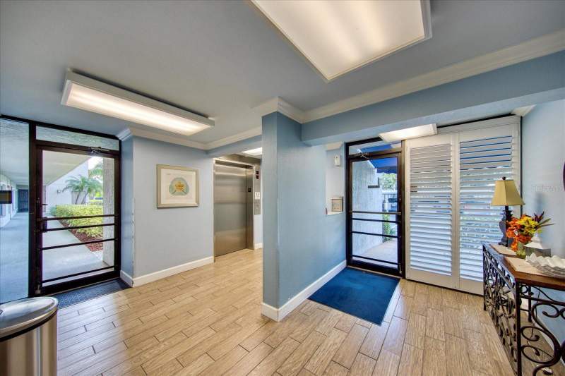 1 bedroom Condominium at 1324 Pasadena Avenue #204, Pasadena Cove, South Pasadena — photo 4