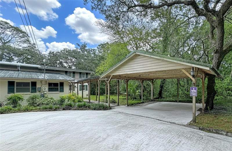 9 bedroom Single Family Residence at 17932 Wendy Sue Avenue, Highlands Unrec, Hudson — photo 5