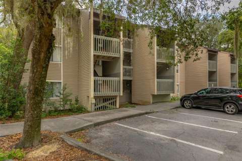 83 SE 16Th Avenue #E202, home for sale in Gainesville 32601