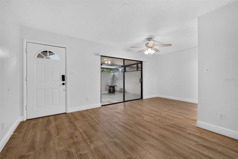 3 bedroom Townhouse at 9005 Pebble Creek Drive, Pebble Creek Condominium Village, Tampa — photo 5