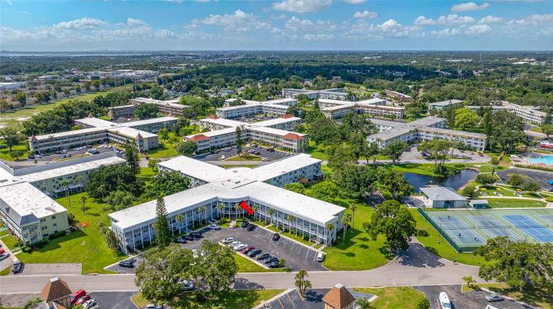 2 bedroom Condominium at 2449 Columbia Drive #17, On Top Of The World, Clearwater — photo 2