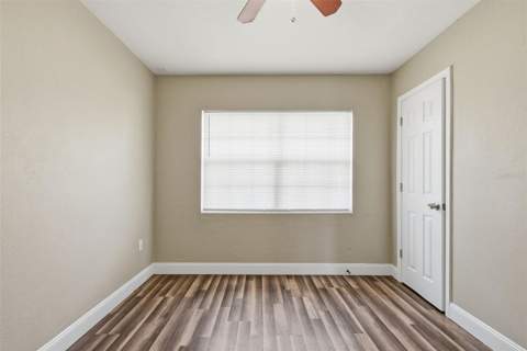 4302 Meadowbrook Avenue, Orlando FL - photo 21 of 36