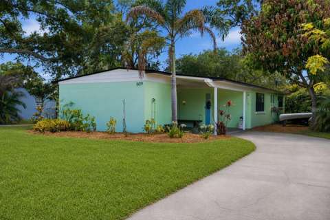 609 W River Drive, home for sale in Temple Terrace 33617