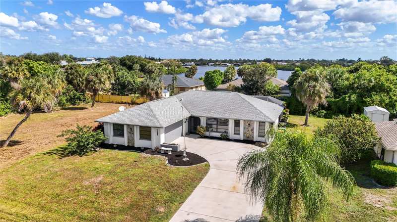 3 bedroom Single Family Residence at 167 Millport, Port Charlotte Sec 08, Port Charlotte — photo 1