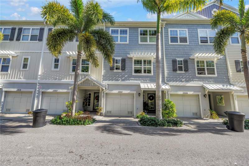 3 bedroom Townhouse at 5930 Anchroage Way, Cove At Loggerhead Marina, St Petersburg — photo 4