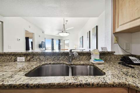 11605 Gulf Boulevard #402, Treasure Island FL - photo 14 of 34