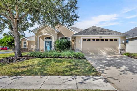 8923 Bridgeport Bay Circle, Mount Dora FL - photo 6 of 50