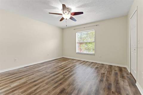 8421 Edgewater Place Boulevard, Tampa FL - photo 12 of 31