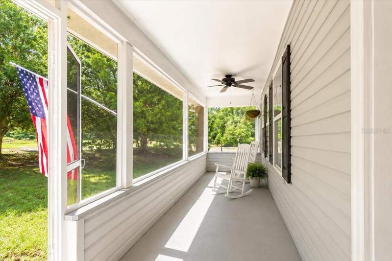 5 bedroom Single Family Residence at 25419 NW 105th Place, High Springs, High Springs — photo 3