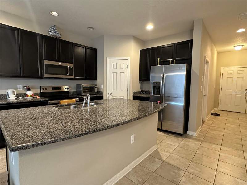 3 bedroom Townhouse at 7089 WOODCHASE GLEN DRIVE, OAK CREEK PRCL 3, RIVERVIEW — photo 5