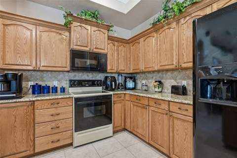 8206 Nightingale Road, Weeki Wachee FL - photo 22 of 45