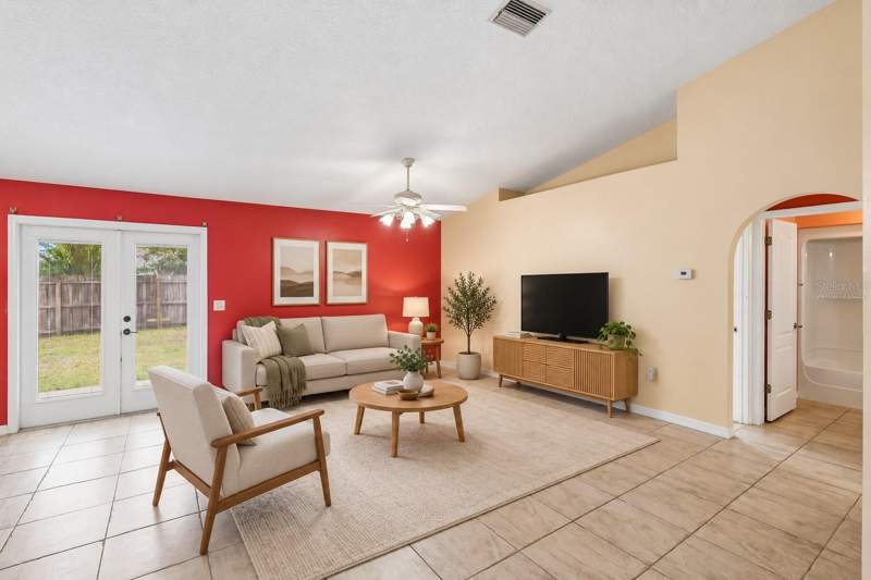 4 bedroom Single Family Residence at 10752 Anna Belle Avenue, Hilltop Unit #3, Leesburg — photo 4