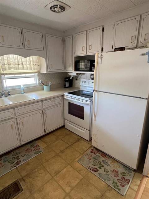13225 101st Street #168, Largo FL - photo 8 of 26