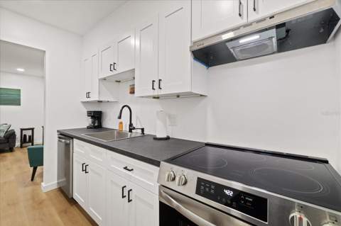 253 Rex Place #B, Madeira Beach FL - photo 10 of 31