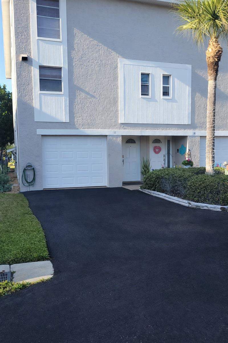 2 bedroom Townhouse at 255 Capri Circle #17, Treasures Of Capri Condo, Treasure Island — photo 4