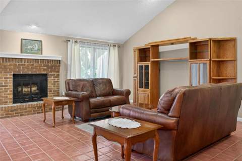 603 Waterwood Drive, Yalaha FL - photo 11 of 31
