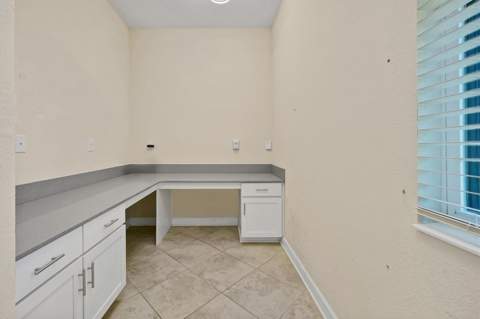 12151 Imaginary Way, Orlando FL - photo 17 of 92