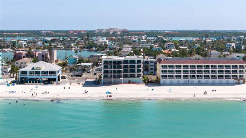 2 bedroom Condominium at 14048 Gulf Boulevard #302, Gulf Shores 2nd Add, Madeira Beach — photo 5