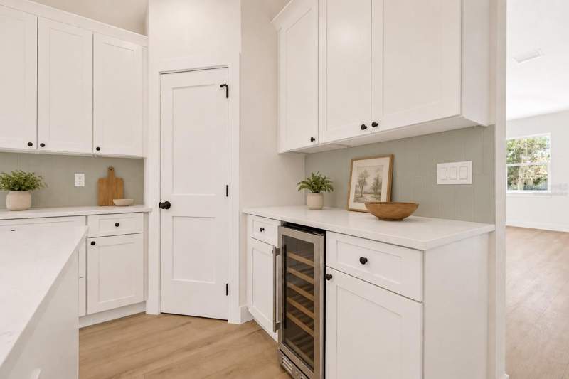 4 bedroom Single Family Residence at 7617 Alvina Street, 03V | Town Of Citrus Park, Tampa — photo 4