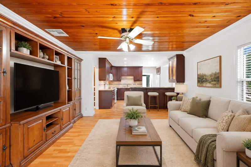 3 bedroom Single Family Residence at 3620 Burlington Avenue, Powers Central Park Sub, St Petersburg — photo 2