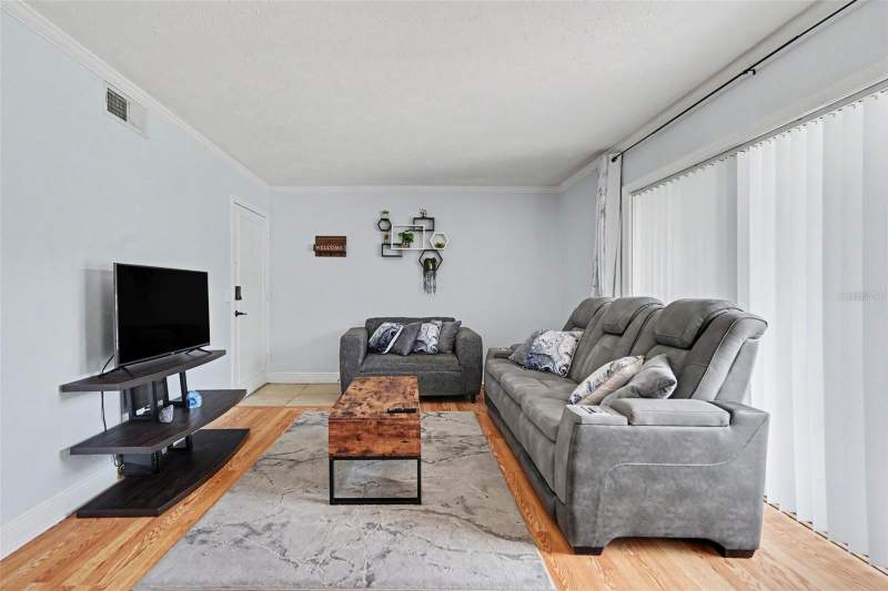 1 bedroom Condominium at 13832 Orange Sunset Drive #101, Whispering Oaks, Tampa — photo 3