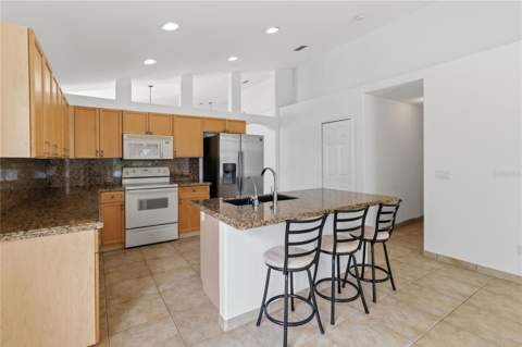 2317 Lily Pad Lane, Kissimmee FL - photo 13 of 34