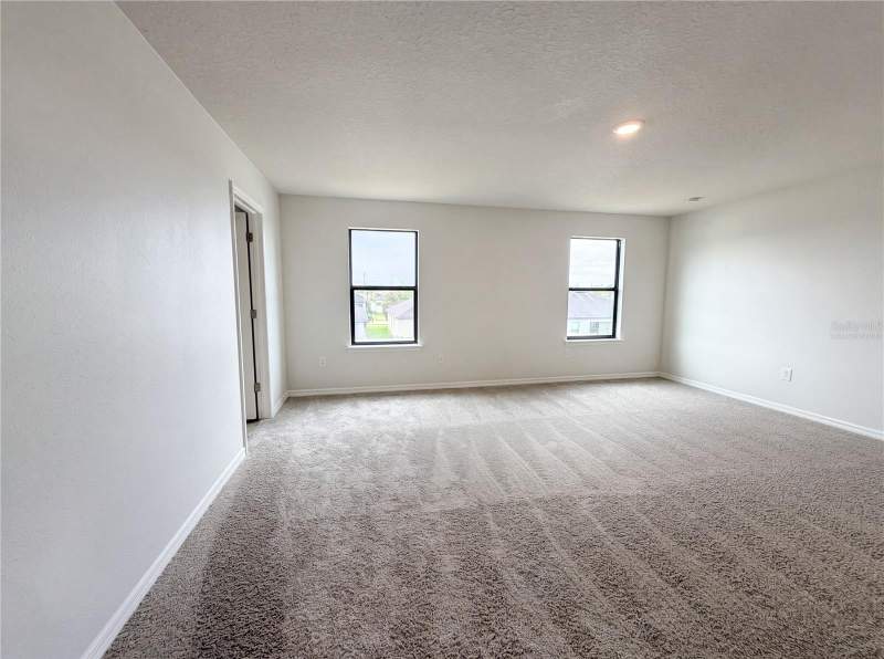 3 bedroom Single Family Residence at 14207 Alistar Manor Drive, Highland Estates Ph 2B, Wimauma — photo 4