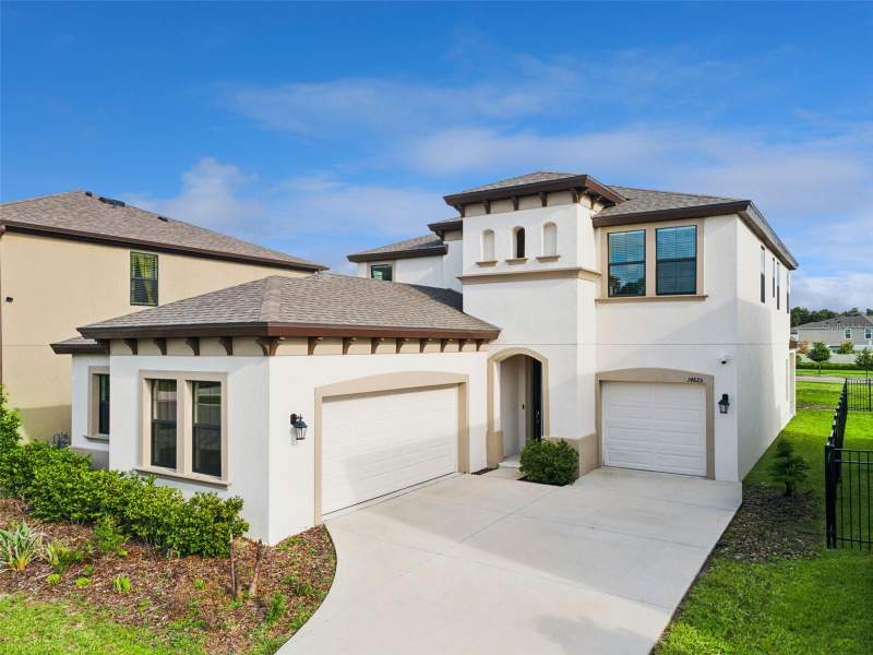 4 bedroom Single Family Residence at 14825 Paddock Pond Avenue, Hinton Hawkstone Ph 1A1, Lithia — photo 2