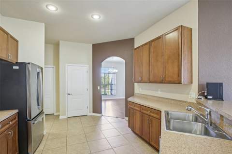 10048 Lebanon Drive, Port Charlotte FL - photo 11 of 35