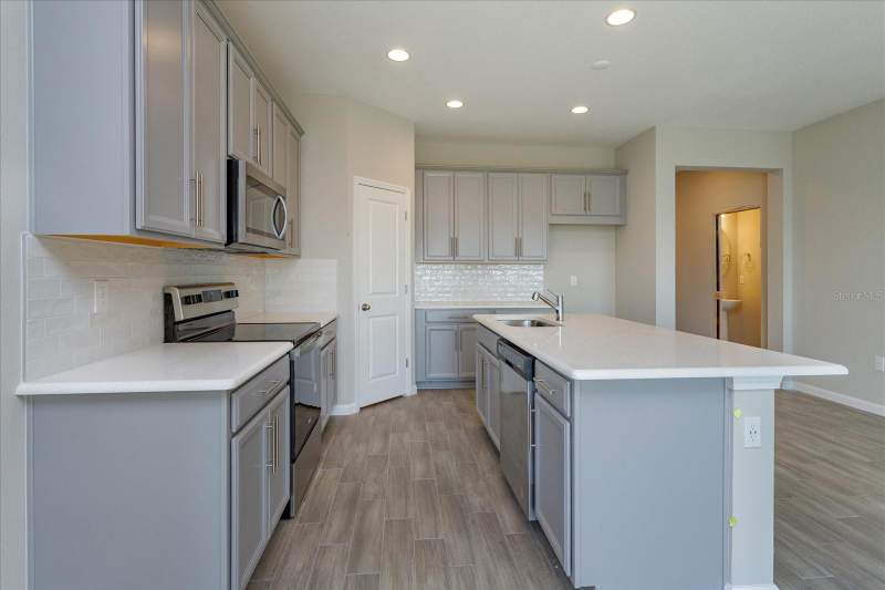 4 bedroom Single Family Residence at 2914 Supermarine Road, Seaport Village, Tavares — photo 5