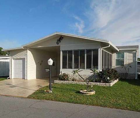 213 York Cottage Drive, home for sale in Haines City 33844