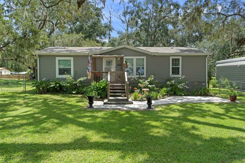 3 bedroom Manufactured Home at 9028 West Street, Home Terrace, Brooksville — photo 1