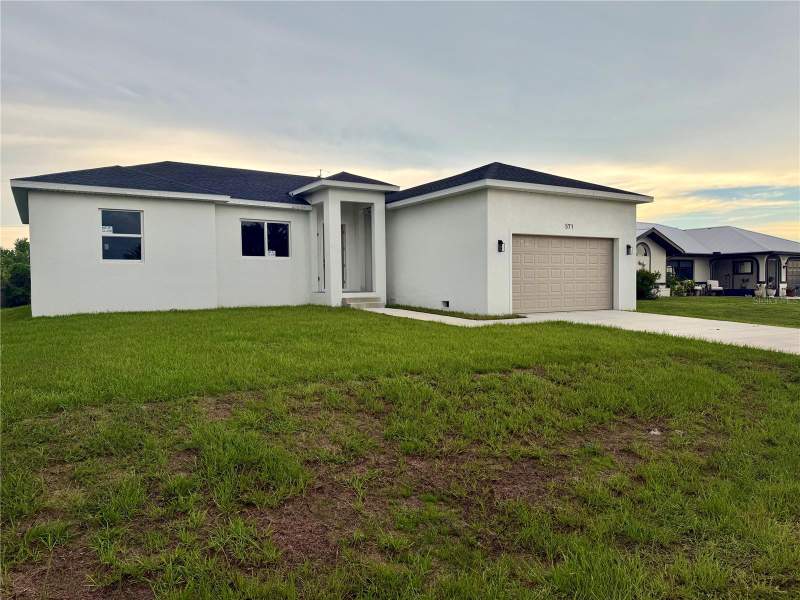 3 bedroom Single Family Residence at 571 Mimosa Avenue, Port Charlotte Sec 010, Port Charlotte — photo 2
