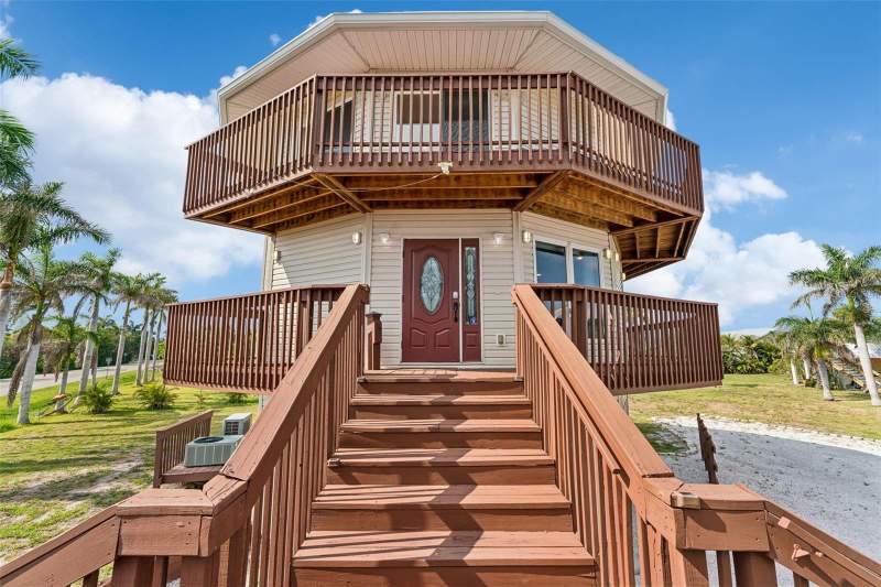 2 bedroom Single Family Residence at 16361 Stringfellow Road, Four Winds Marina & Trail Park, Bokeelia — photo 5