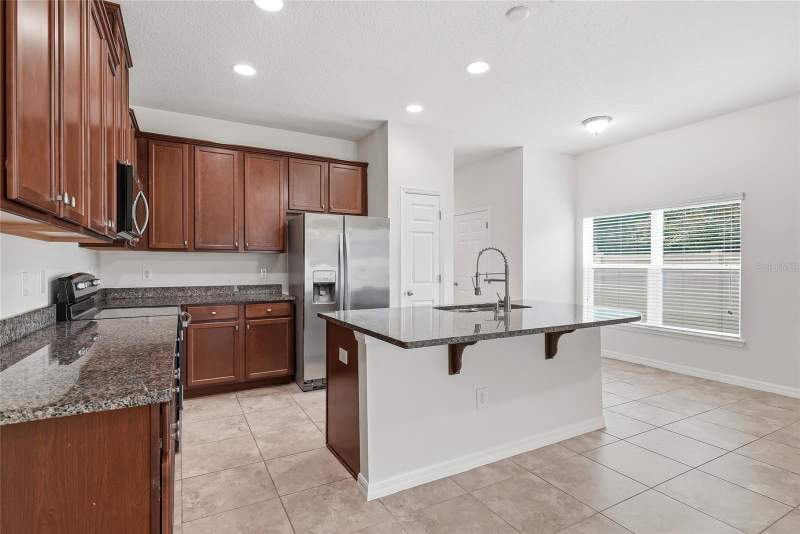 3 bedroom Townhouse at 4097 70TH TERRACE, VILLAGE AT PARK PLACE, PINELLAS PARK — photo 5